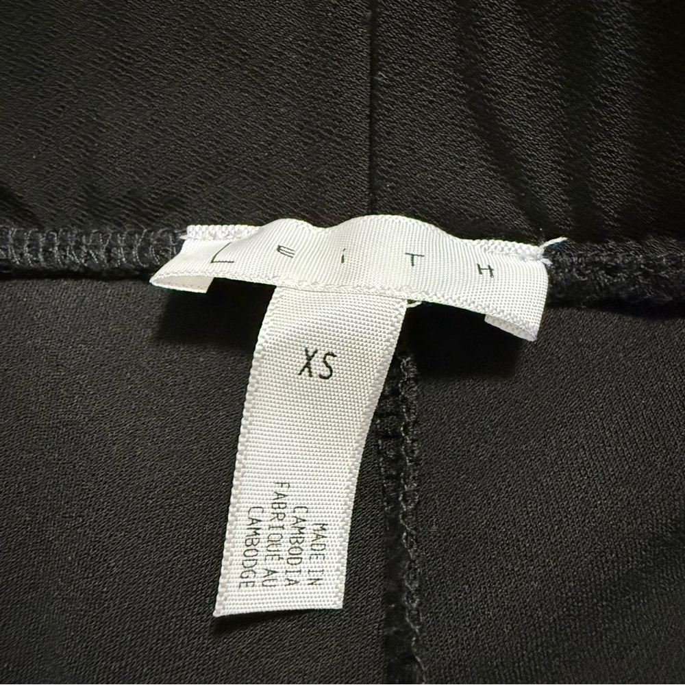 Leith Women's Black Pleat Front Trouser Size XS - Picture 2 of 9